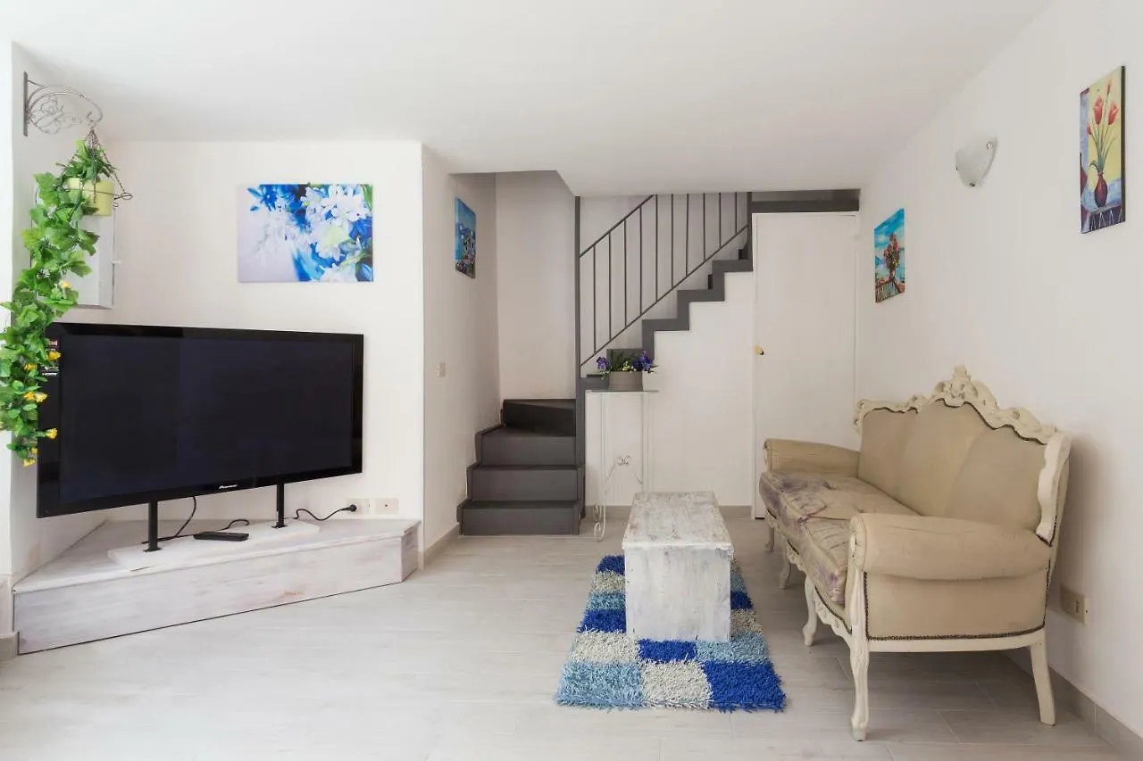 Apartment Casa Vacanze Di Gio Catania